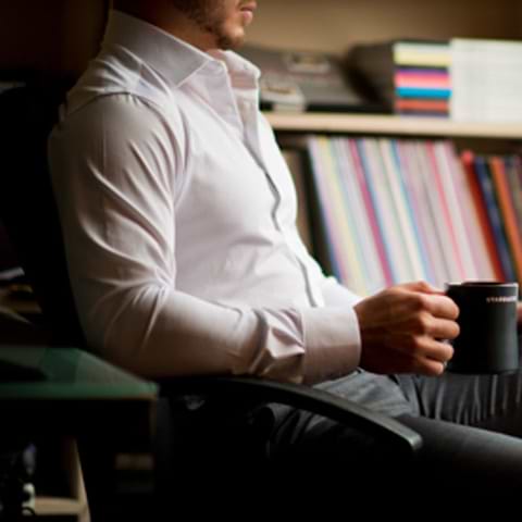 4 Ways of Rocking a Dress Shirt 4 Ways of Rocking a Dress Shirt