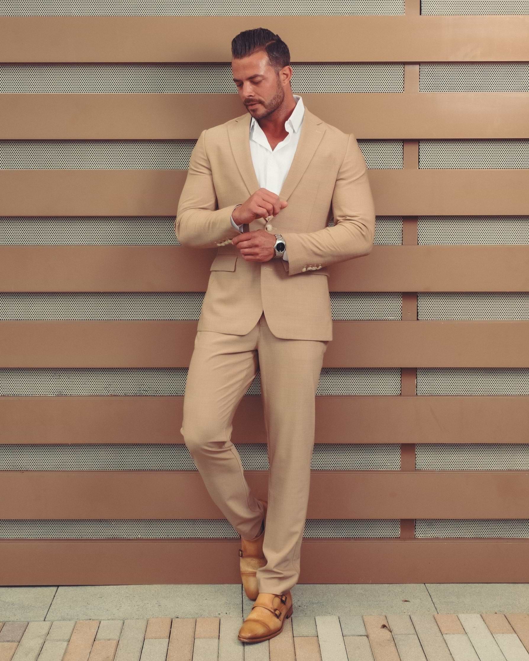 Athletic Fit Stretch Suit - Heathered Sand