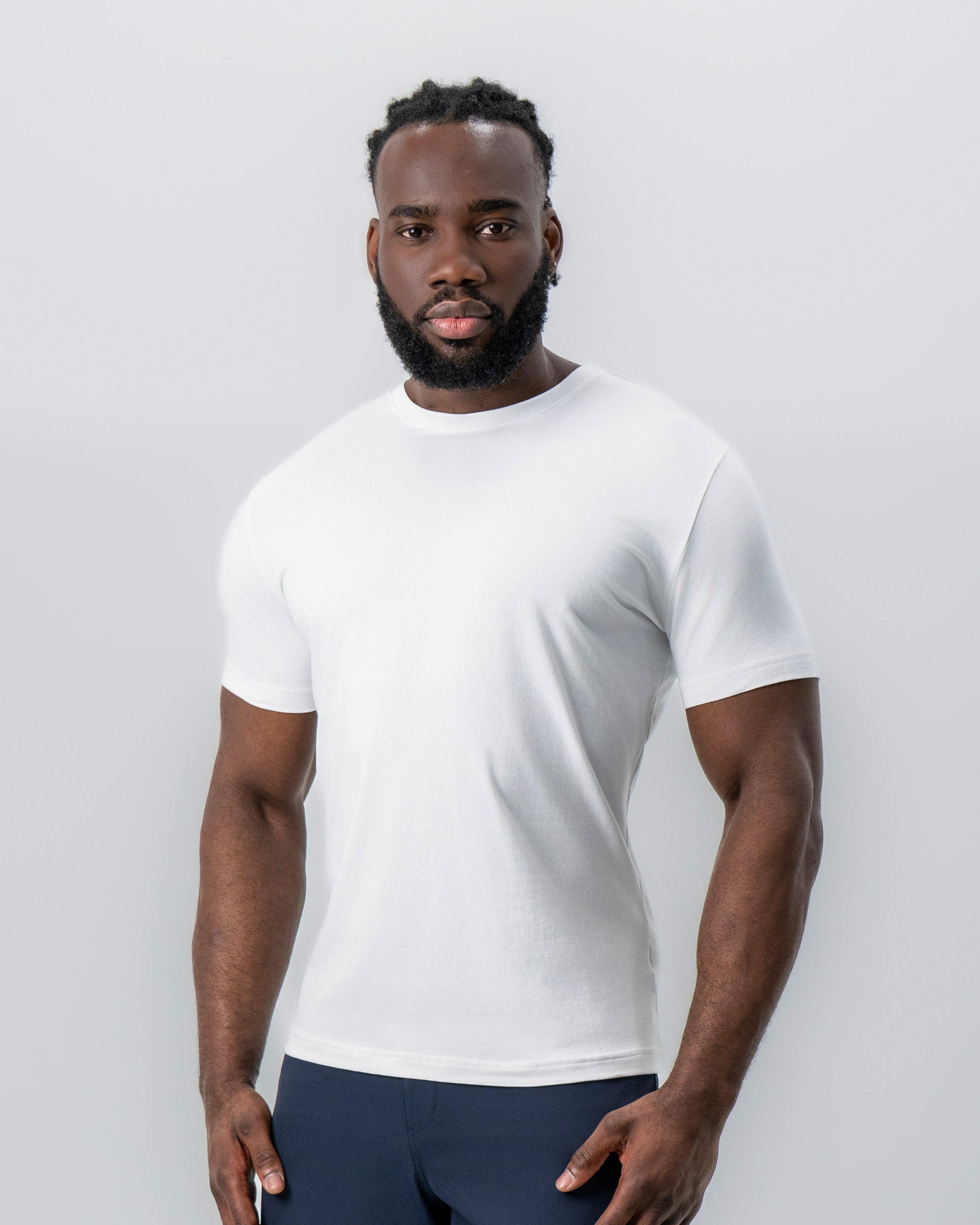 "The Taylor" White Short Sleeve Crewneck