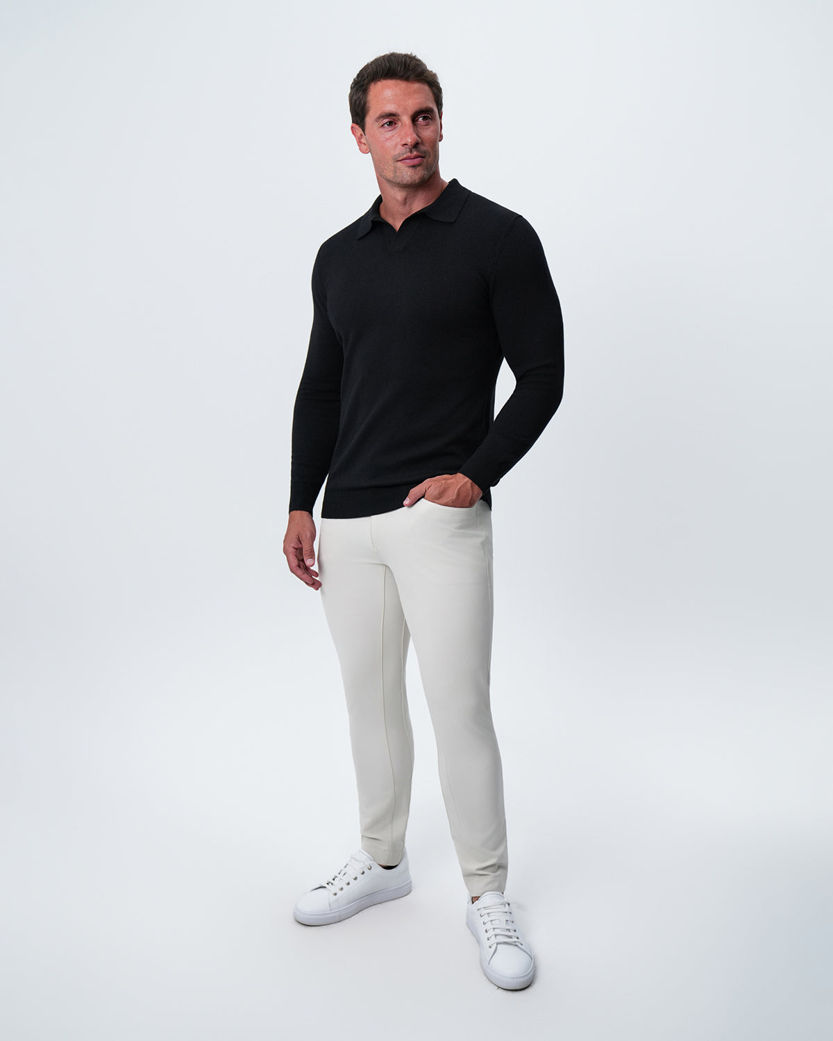 Buttonless Sweater Polo - Black