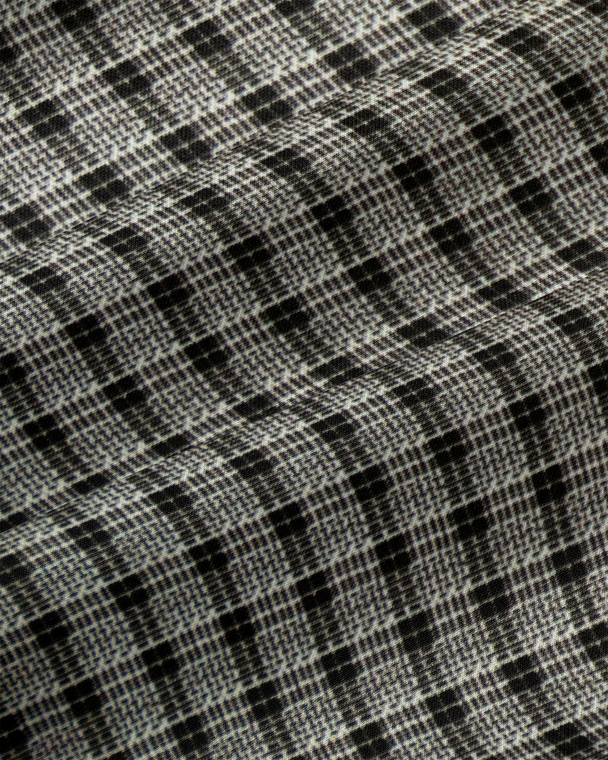 "The Mantle" White & Black Plaid