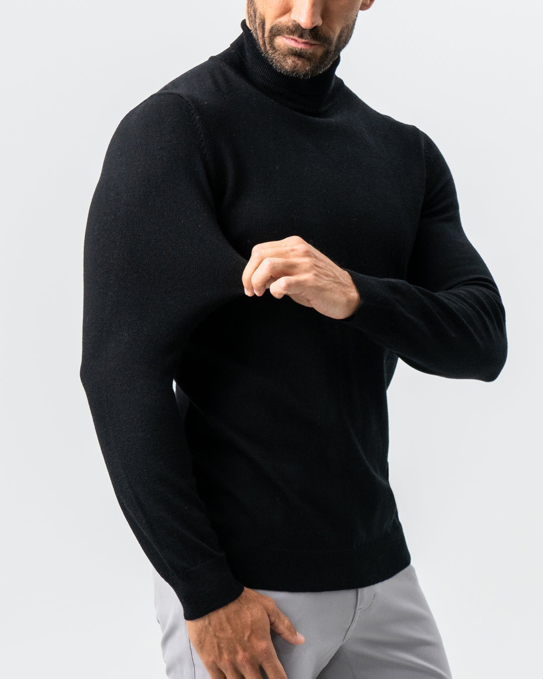 Mid-Weight Wool Turtleneck - Black