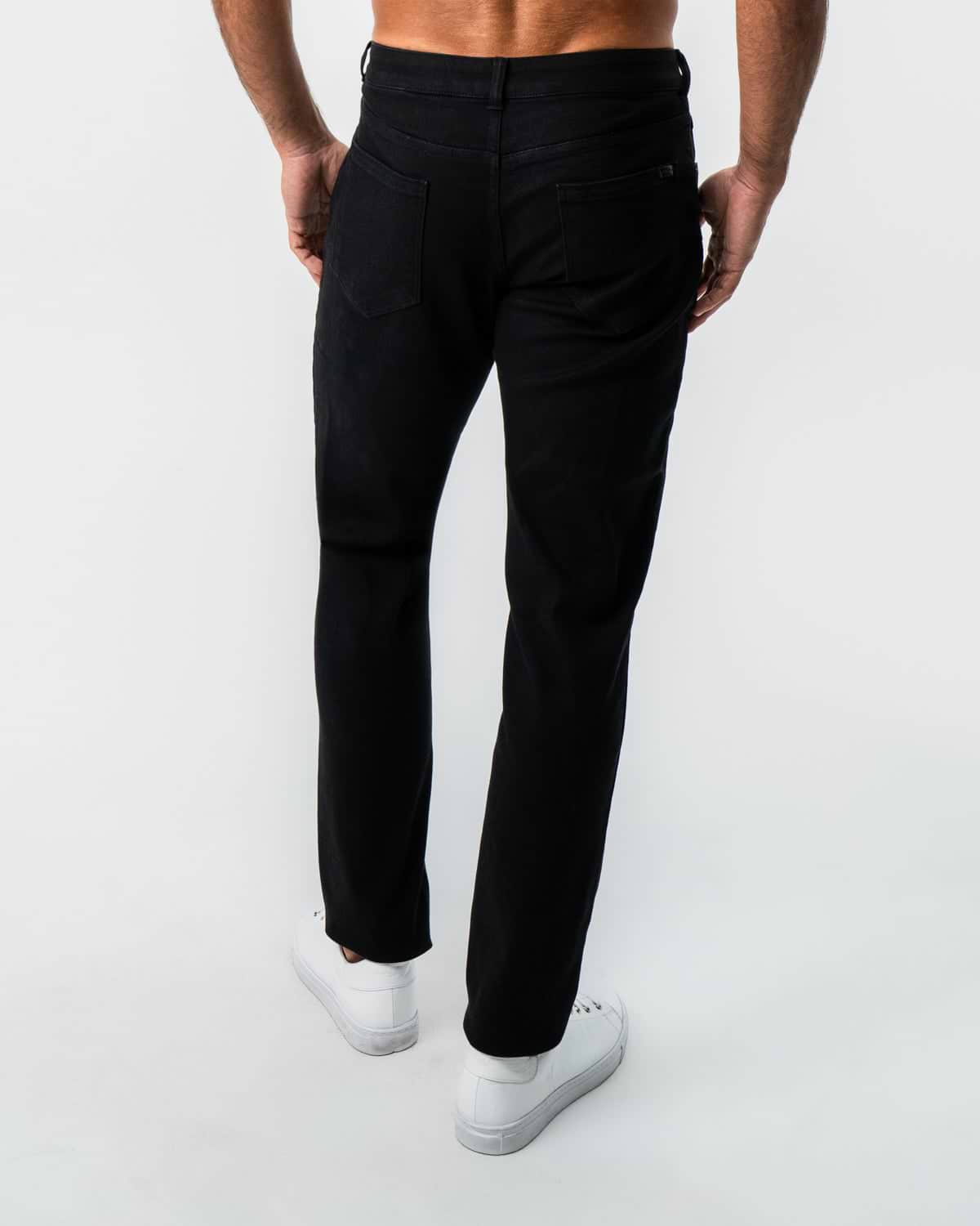 Athletic Fit Stretch Jeans - Black
