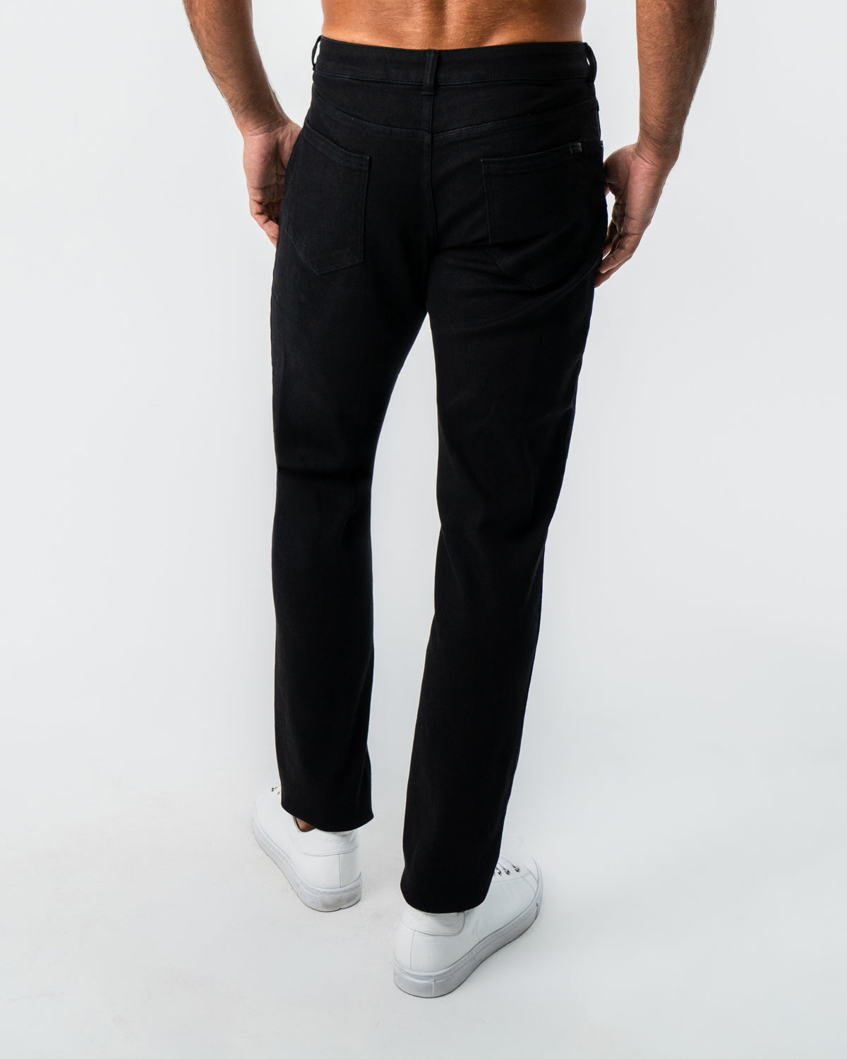 Athletic Fit Stretch Jeans - Black