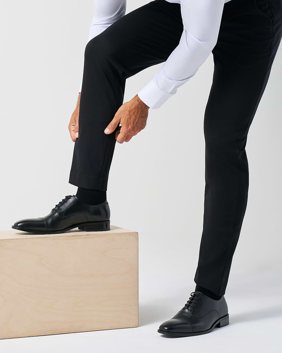 Athletic Fit Stretch Suit Pants