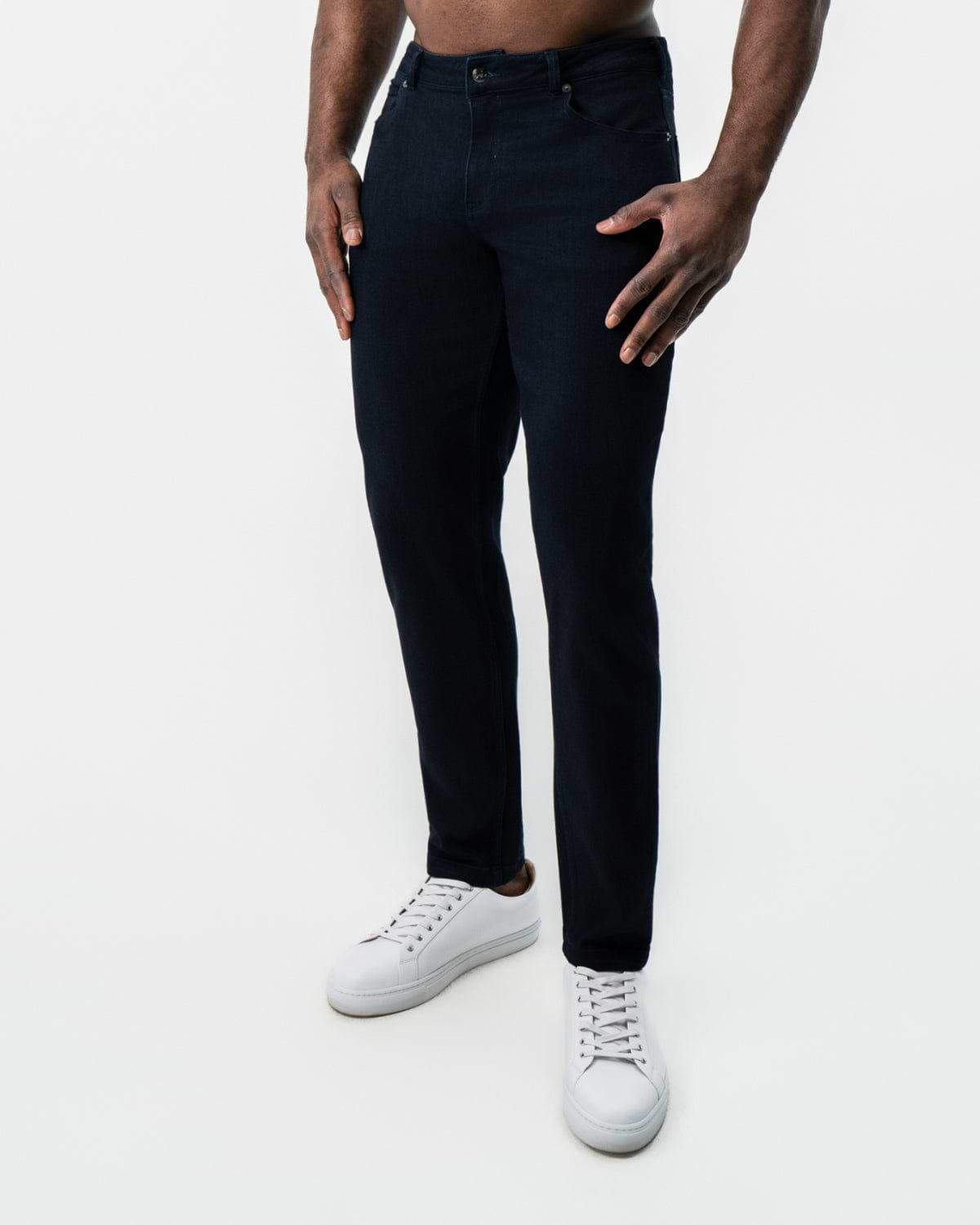 Athletic Fit Stretch Jeans - Navy