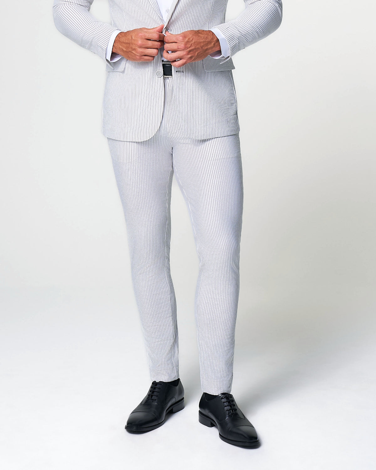 Athletic Fit Stretch Pants - Grey & White Seersucker