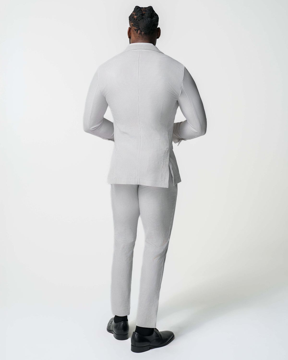 Athletic Fit Stretch Suit - Grey Seersucker