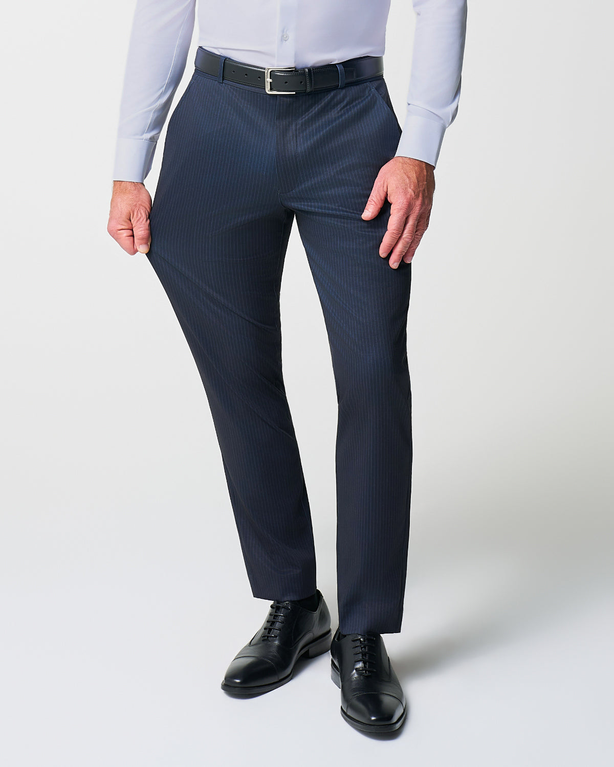 Athletic Fit Stretch Suit - Knit Blue Chalk Stripe