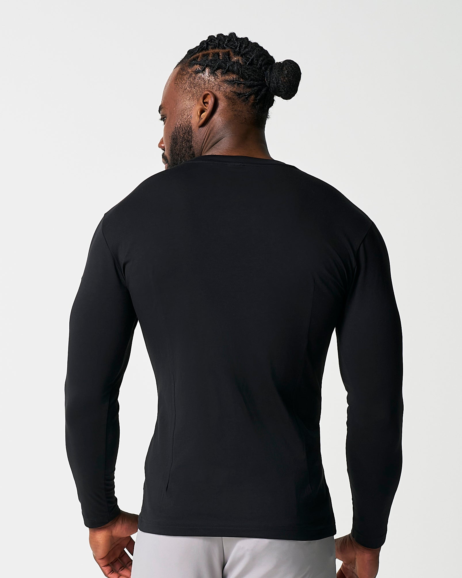 "The Riley" Black Long Sleeve Crewneck