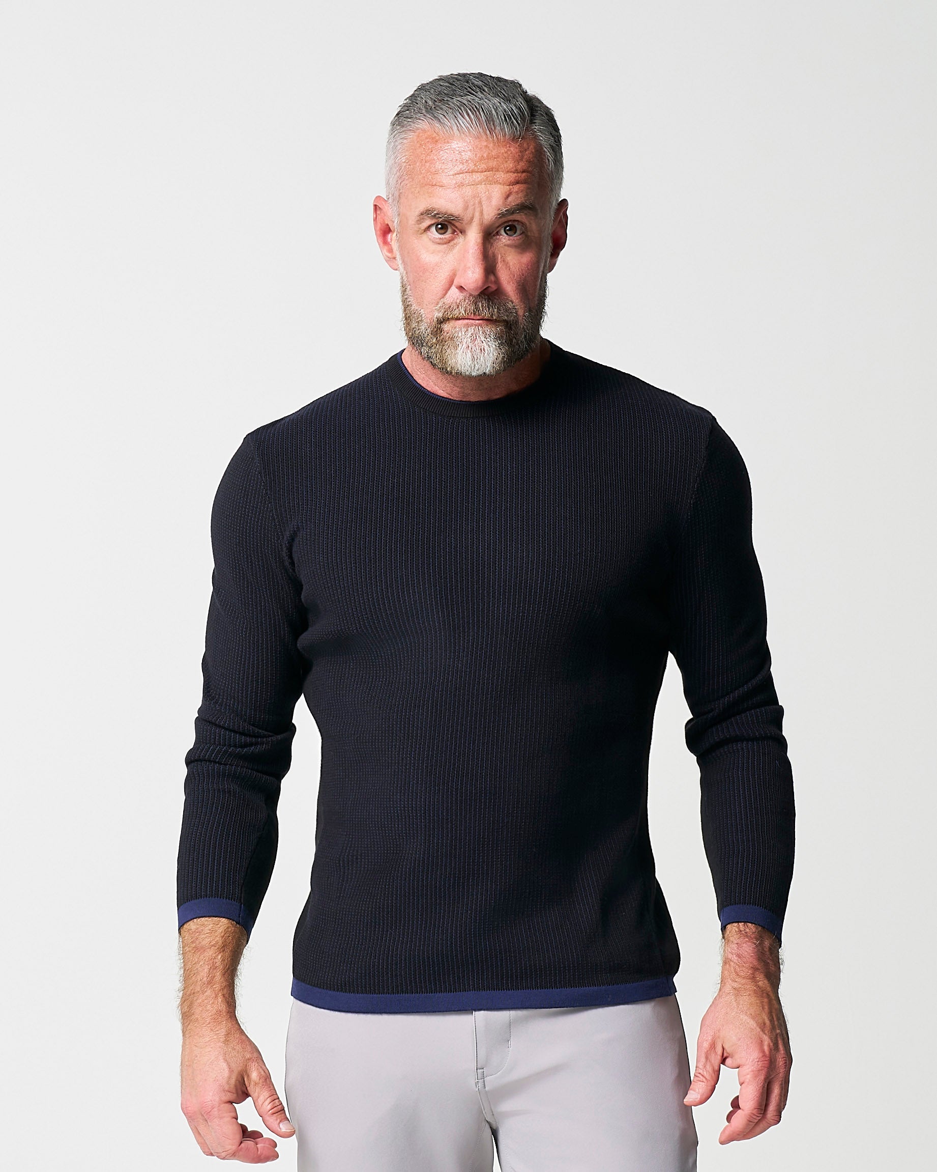 Lightweight Ribbed Knit Crewneck Sweater - Navy & Black