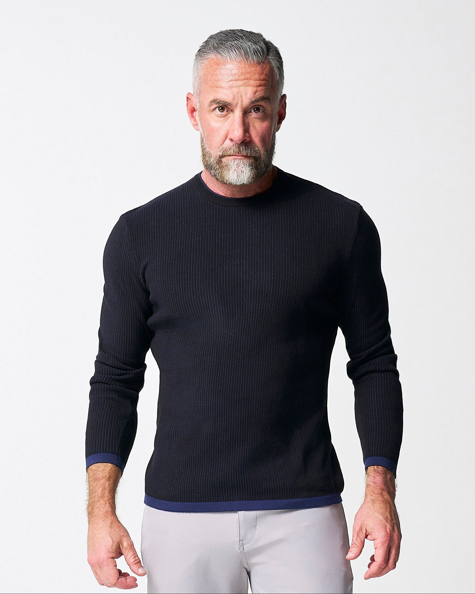 Lightweight Ribbed Knit Crewneck Sweater - Navy & Black