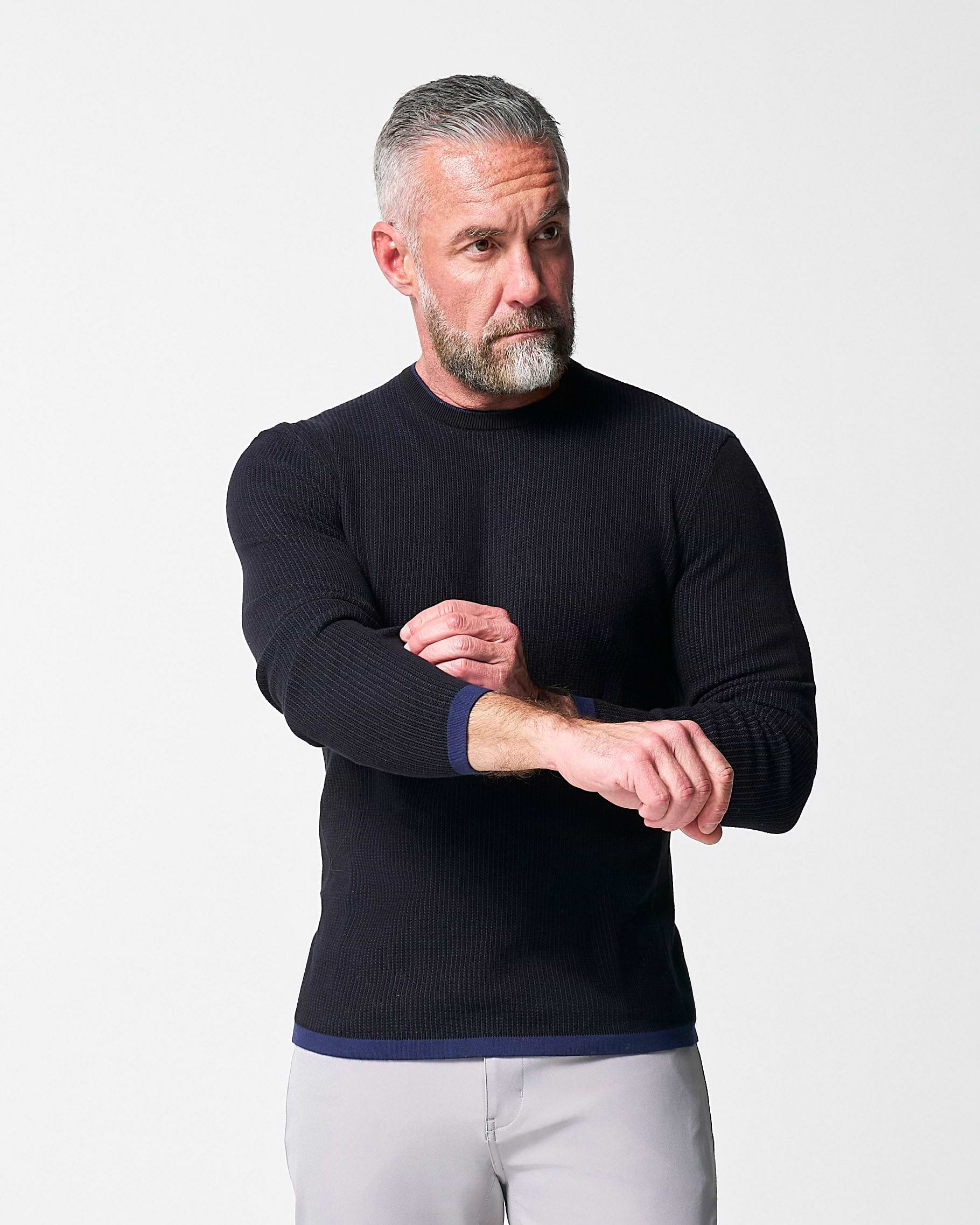 Lightweight Ribbed Knit Crewneck Sweater - Navy & Black