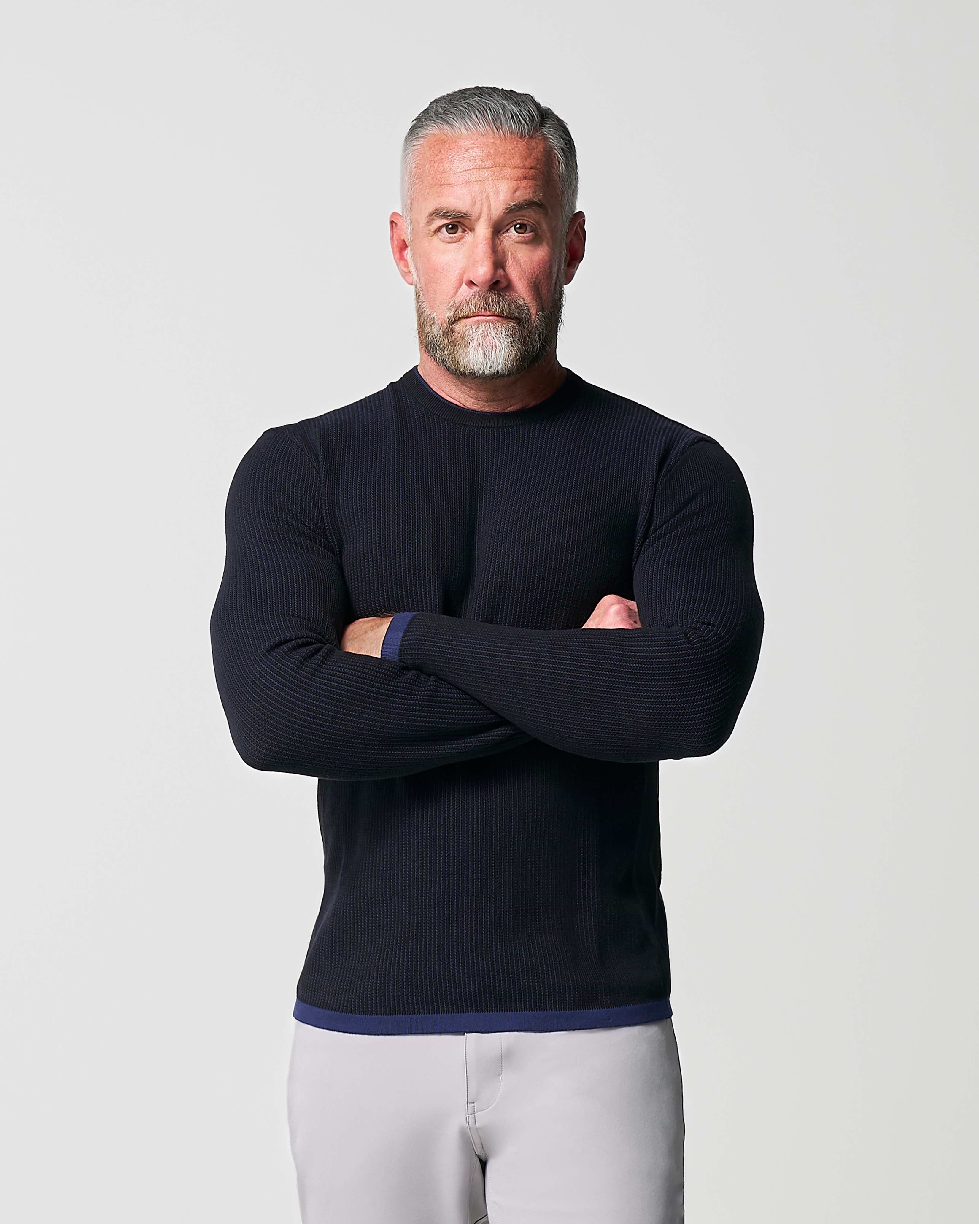 Lightweight Ribbed Knit Crewneck Sweater - Navy & Black