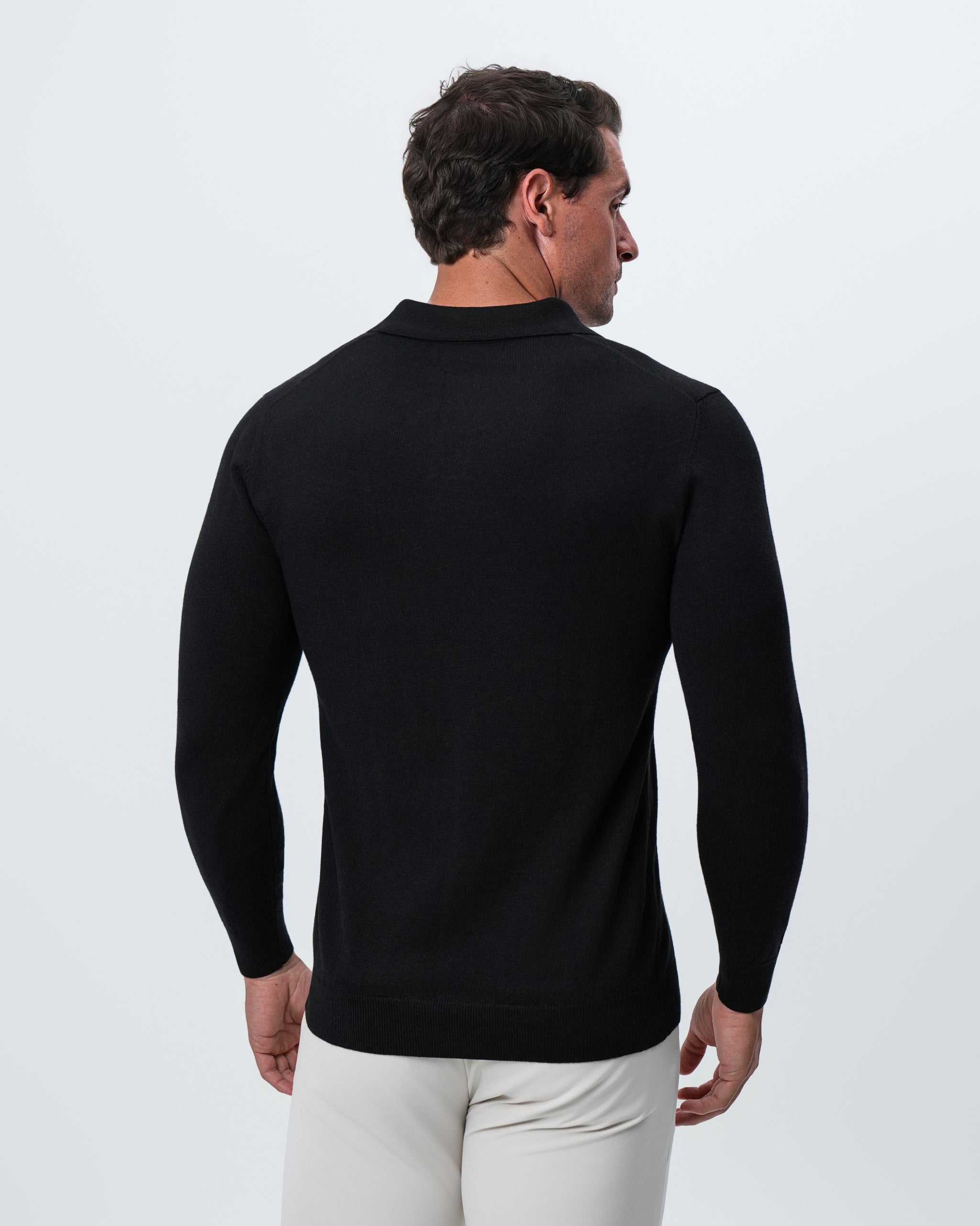 Buttonless Sweater Polo - Black