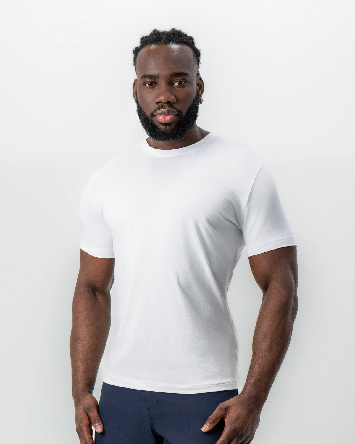 "The Taylor" White Short Sleeve Crewneck