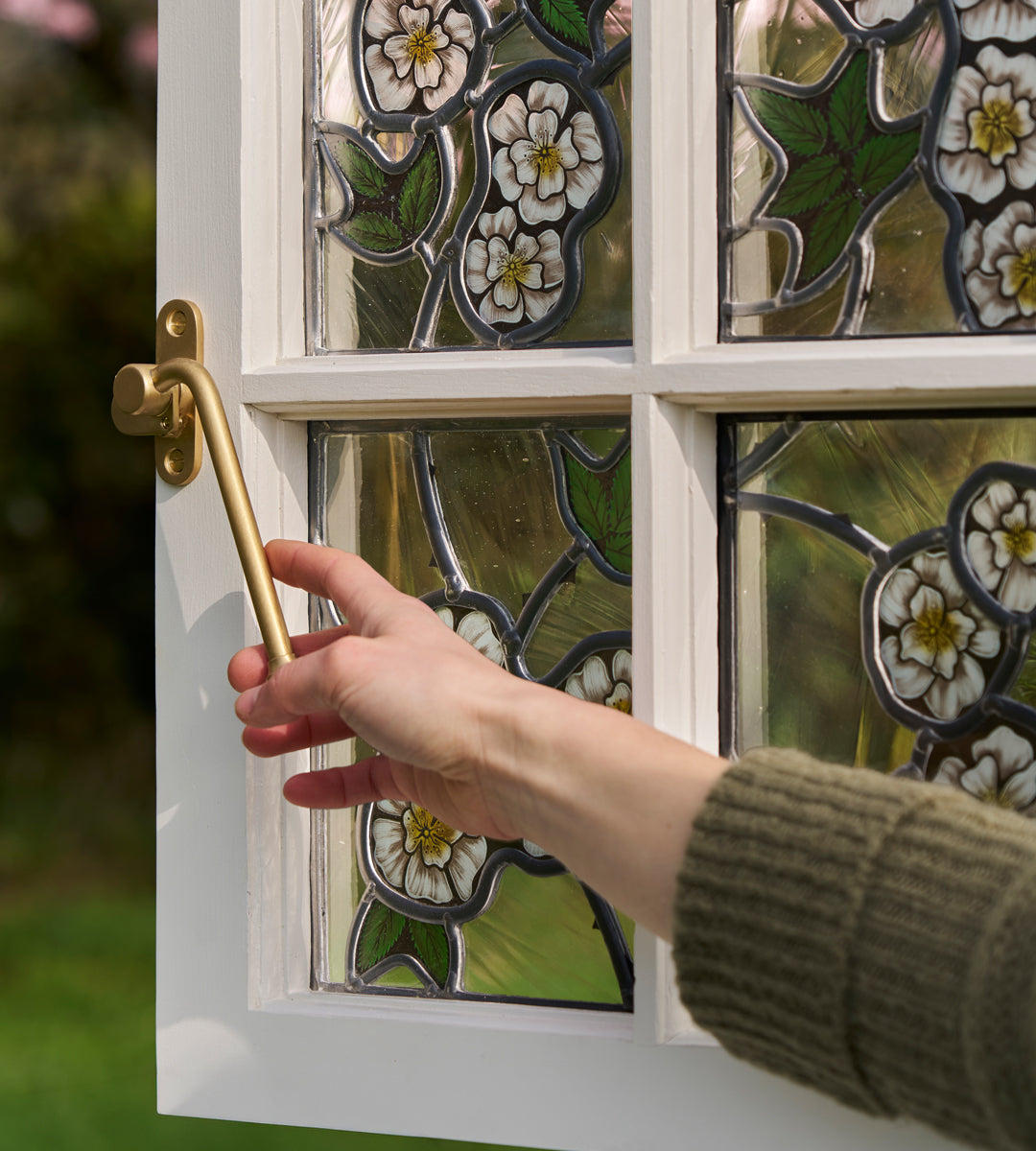 Deel één: Amanda Winfield, Abinger Stained Glass