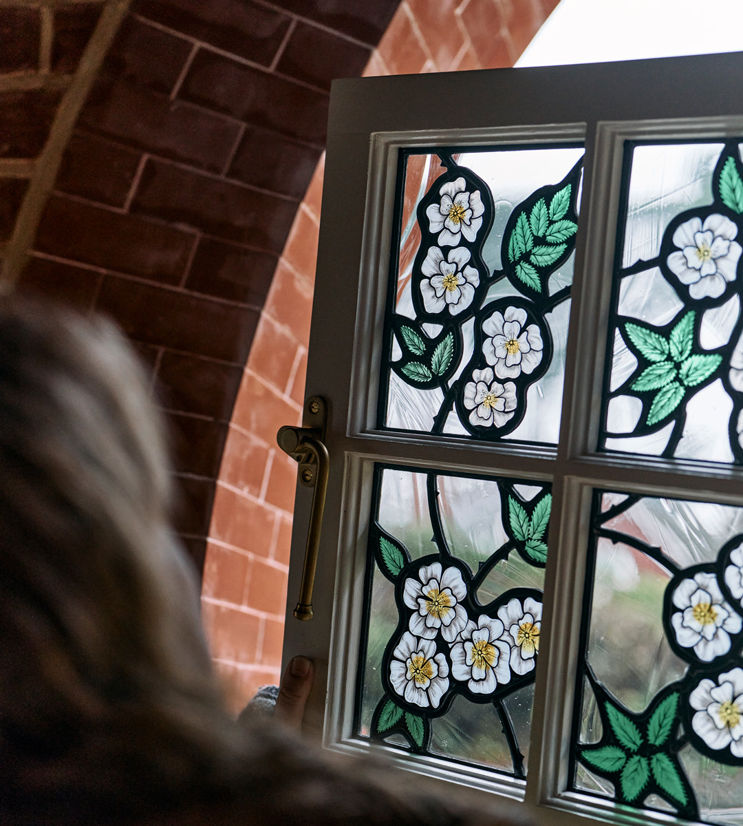 Deel één: Amanda Winfield, Abinger Stained Glass