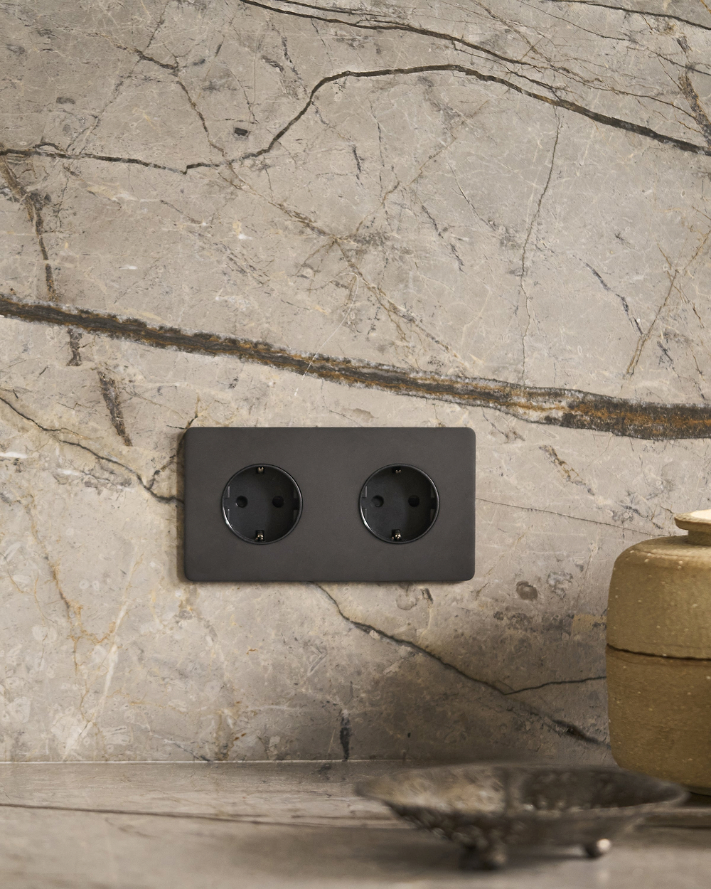 Kew Double 2x Schuko Type F Socket - Bronze | Black