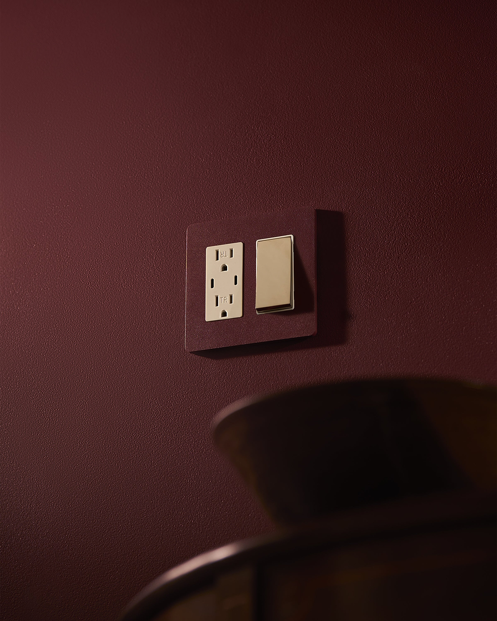 Grove 2G Rocker Switch & Fast Charge USB – Paintable Polished Nickel | White