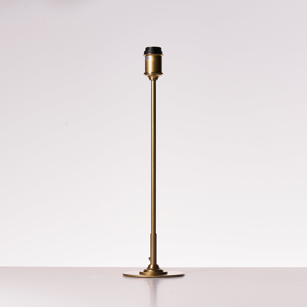 Cotswold Medium Table Lamp Body – Antique Brass