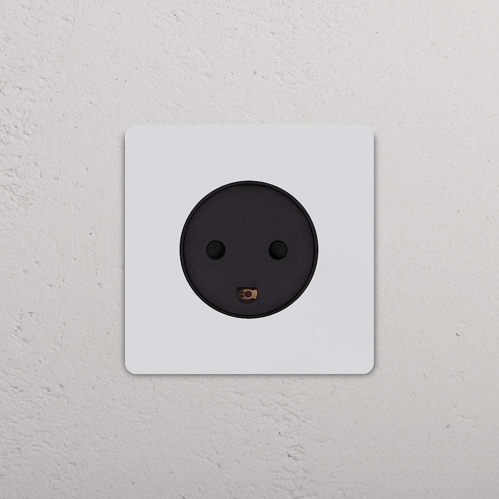 Grove Single Danish Type K Socket – Paintable Black