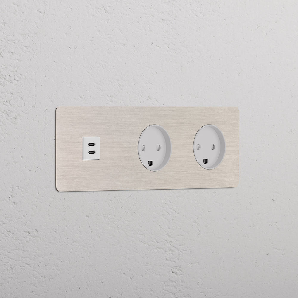 Kew Drievoudige USB-C 30 W voedingsmodule en 2x Deense type K stopcontact – Satijnnikkel | Wit