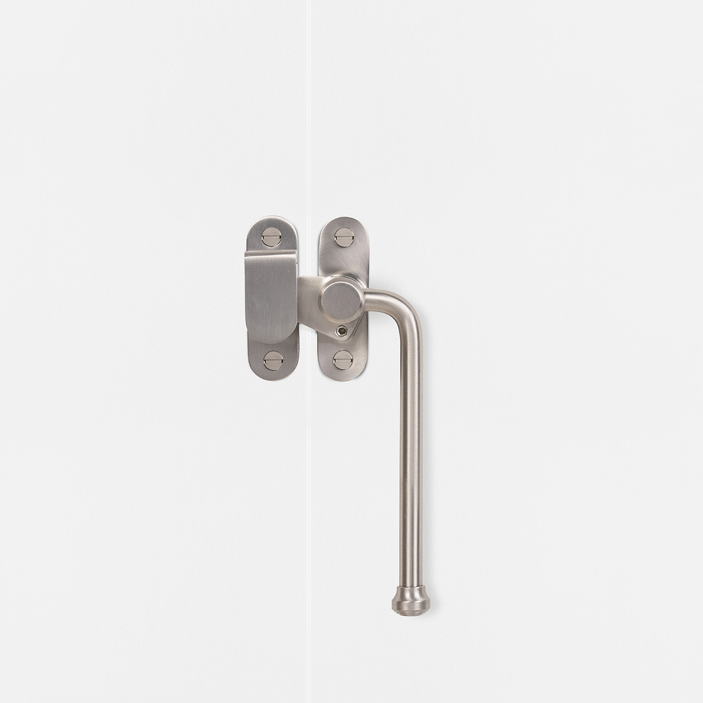 Southbank Lockable Casement Window Handle With Hook Right – Satin Nickel