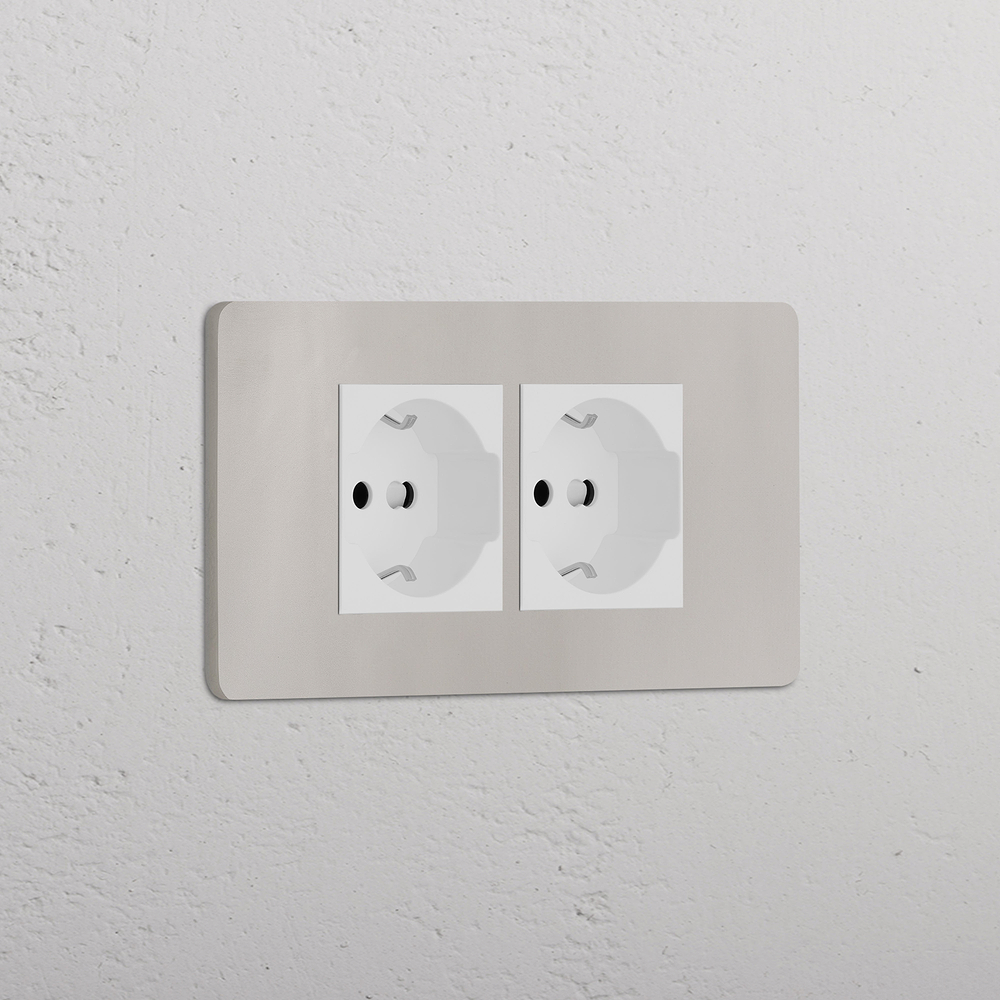 Grove 4-Module 2x Schuko/Bipasso-Steckdose – Poliertes Nickel | Weiß