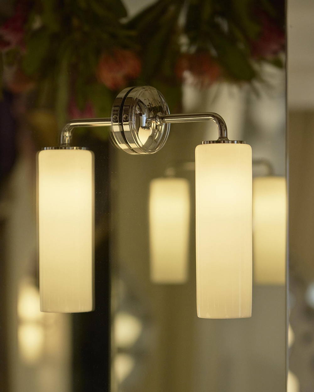 Claremont Small Wall Light Fine Porcelain - Polished Nickel