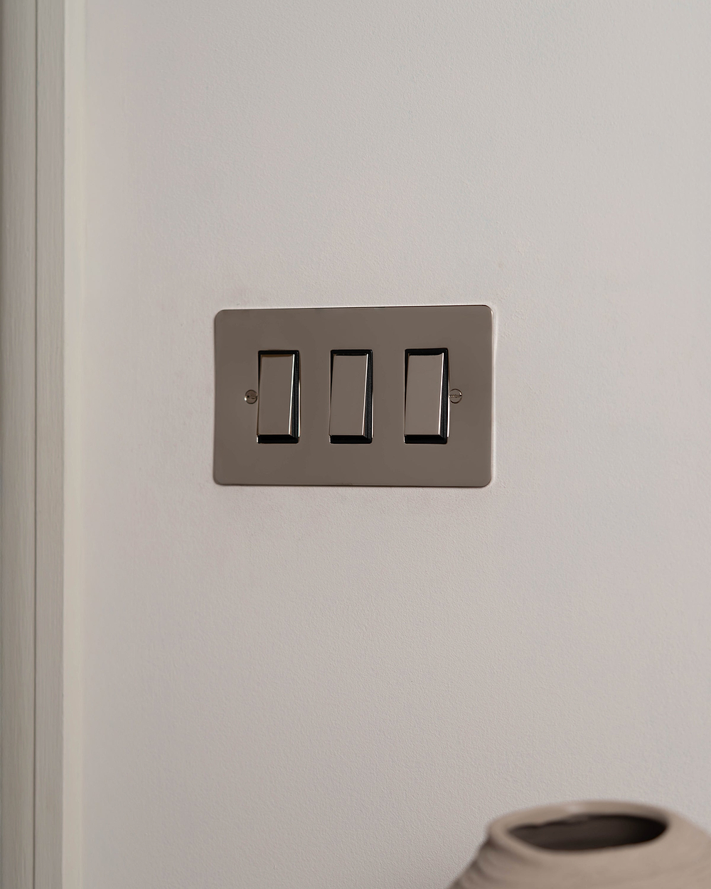 3G Two Way Rocker Switch - Polished Nickel | Black