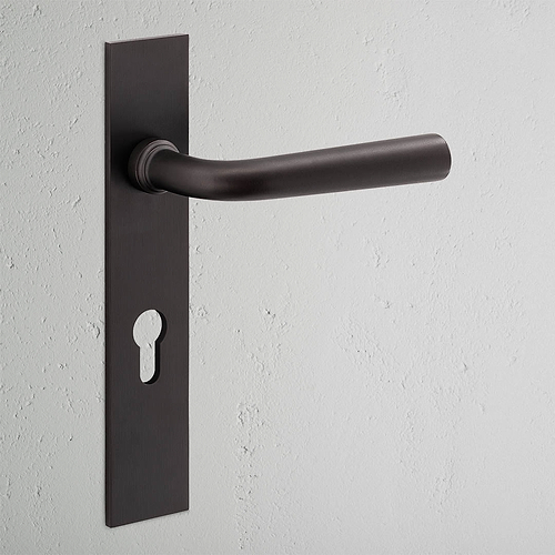 P1