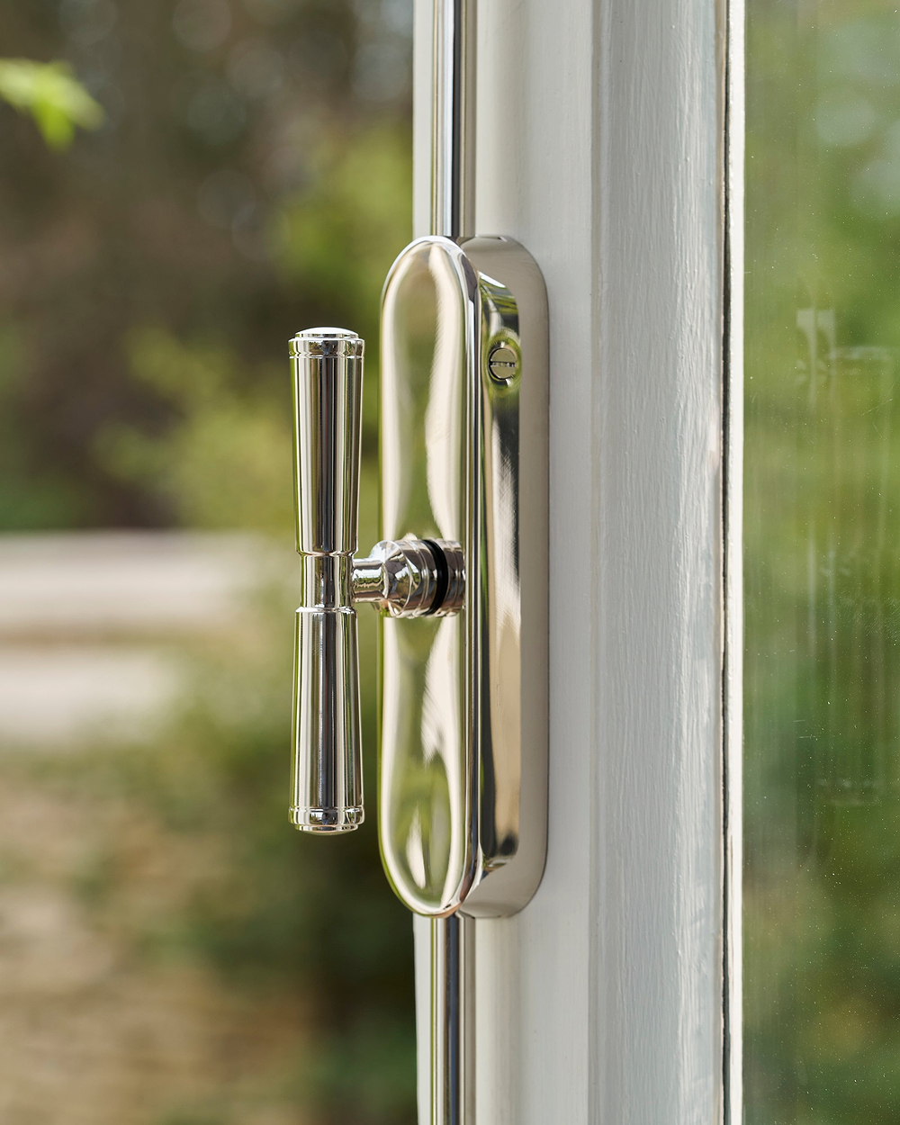 Digby Espagnolette Bolt Lock – Polished Nickel