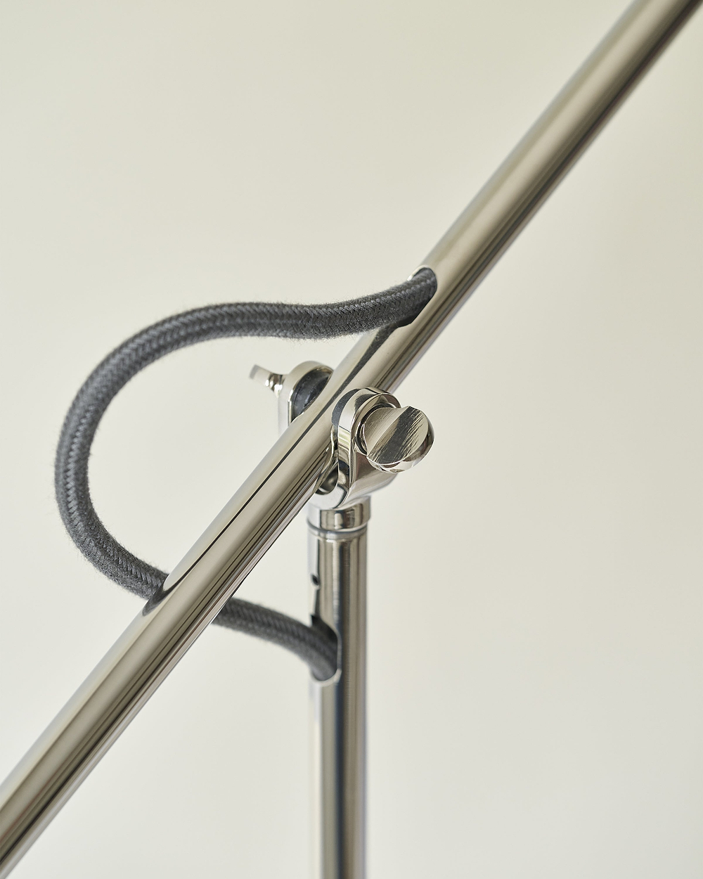 Richmond Lampe de Bureau Porcelaine Fine – Nickel poli