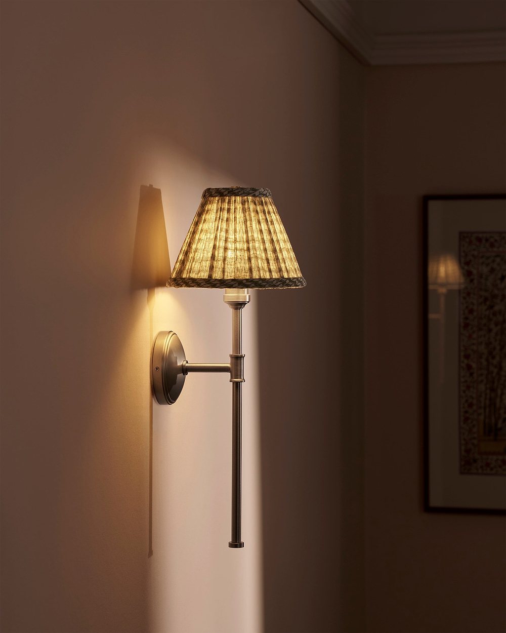 Cotswold Wall Light Pleated Moss Green – Satin Nickel
