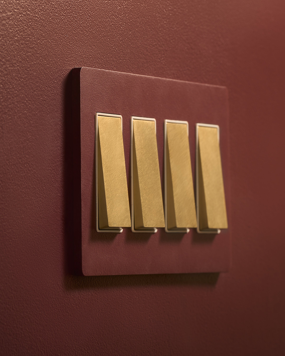 Grove 4G Rocker Switch – Paintable Antique Brass | White