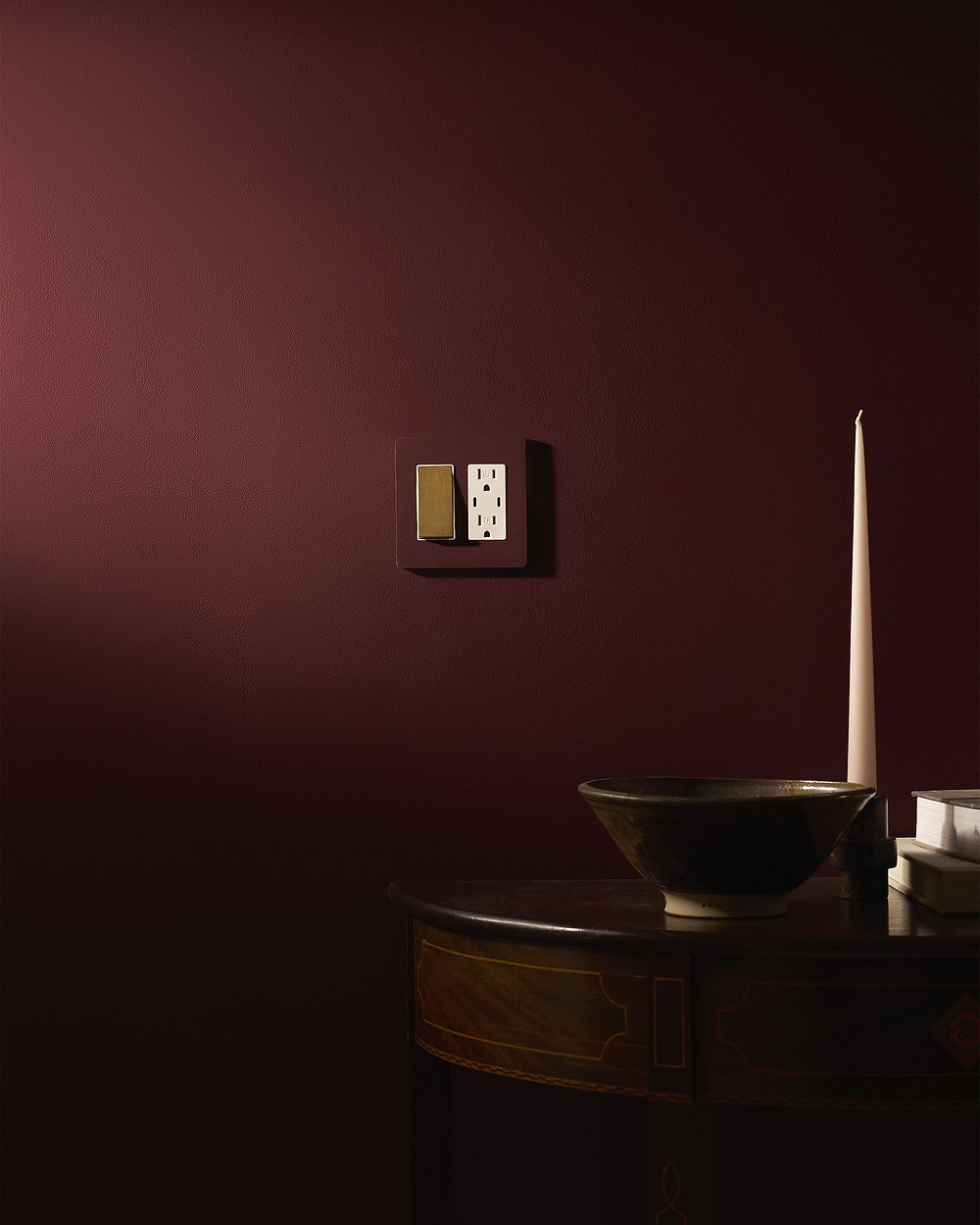 Grove 2G Rocker Switch & Fast Charge USB – Paintable Antique Brass | White