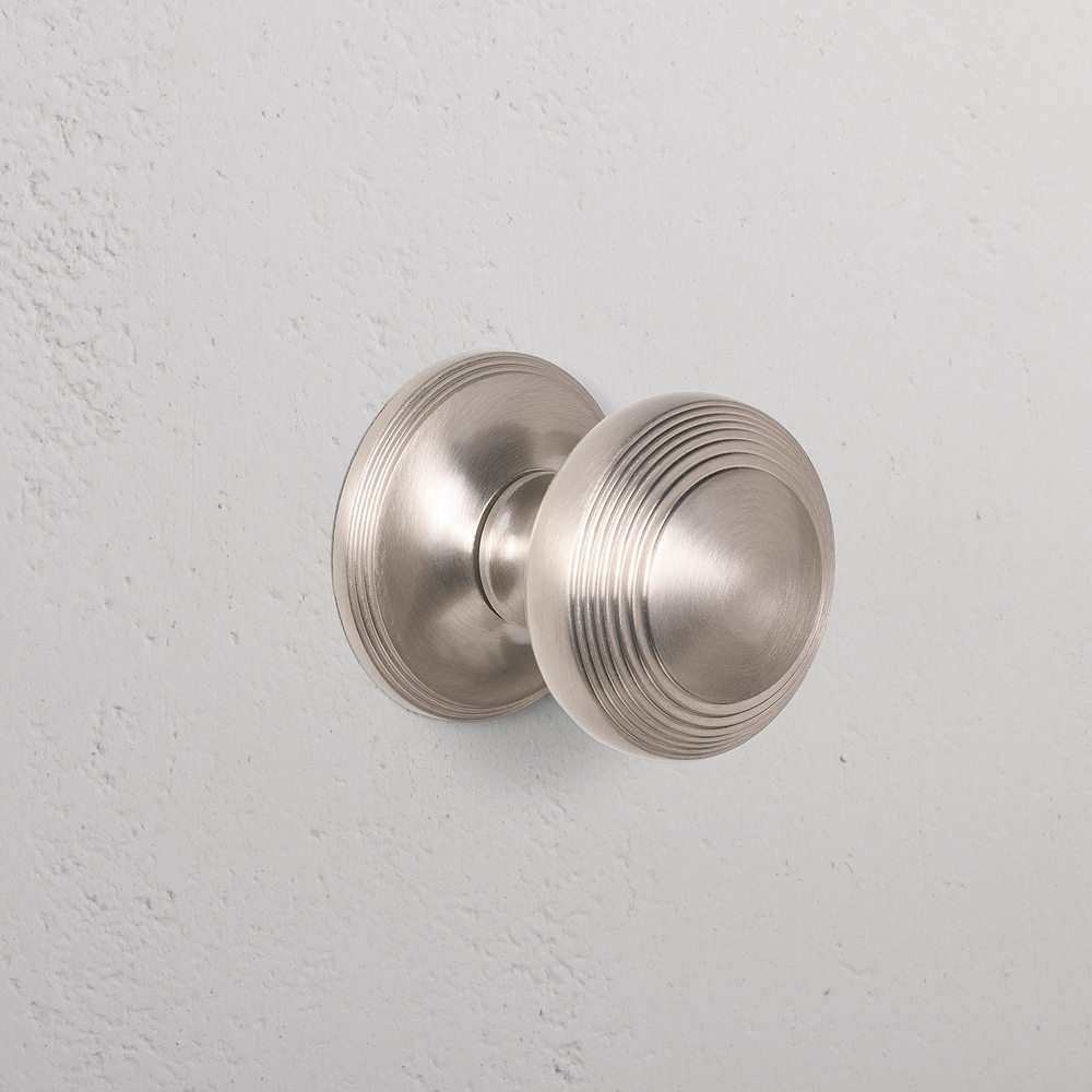 Poplar Sprung Door Knob – Satin Nickel