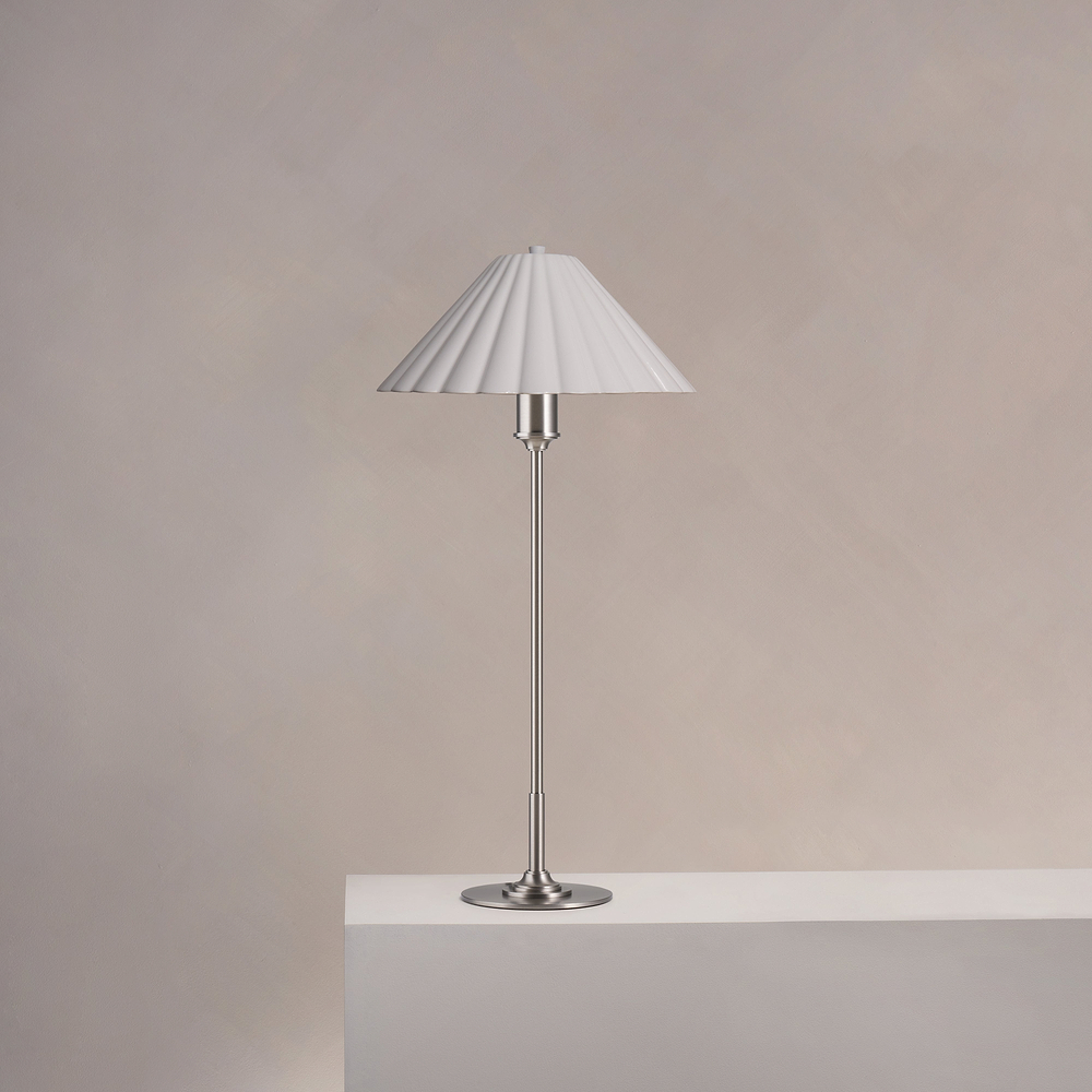 Cotswold średnia lampa stołowa z delikatną porcelaną – Satynowy nikiel