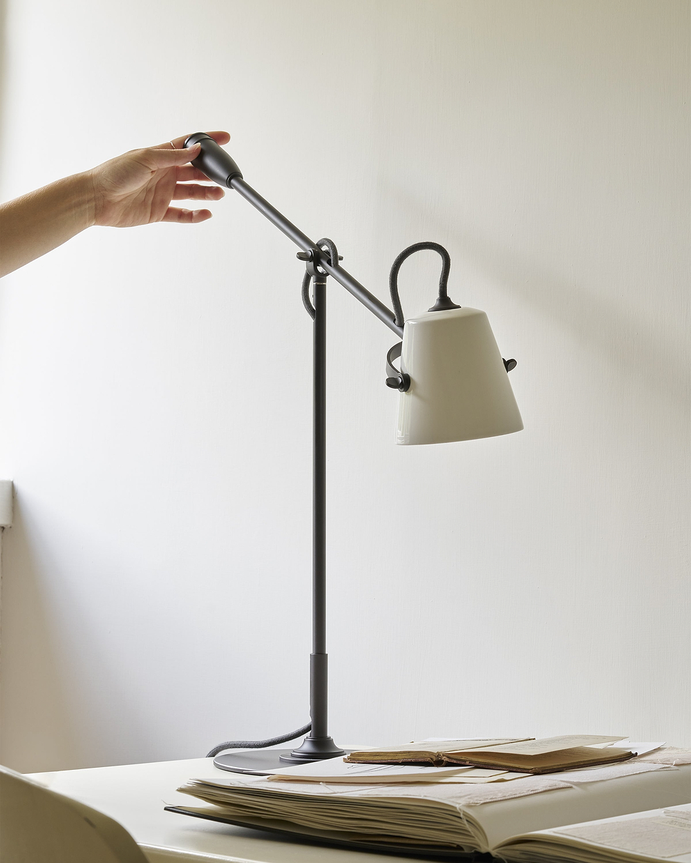 Richmond Bureaulamp Fijn Porselein – Brons