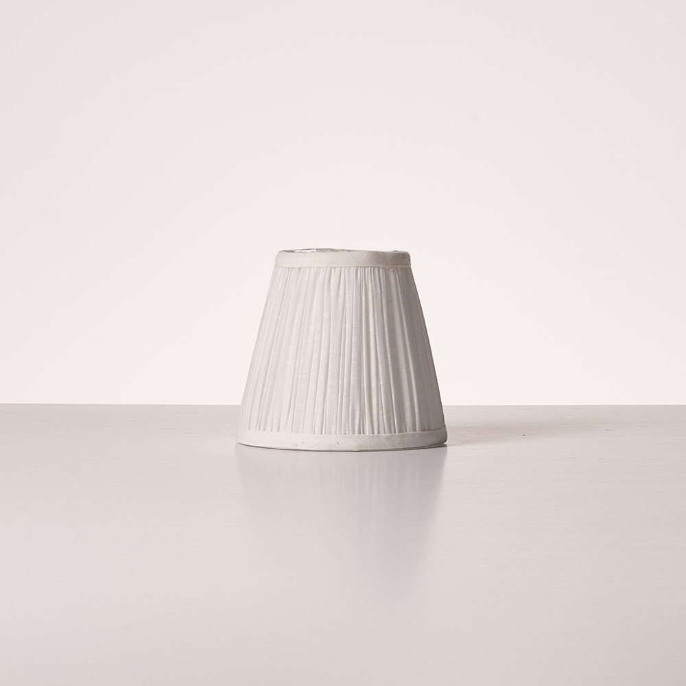 Malvern Abat-jour plissé moyen – Blanc Albâtre