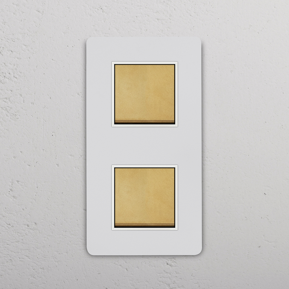 Grove Interrupteur Carré Vertical x2 (Plaque Double) – Laiton Antique à Peindre | Blanc