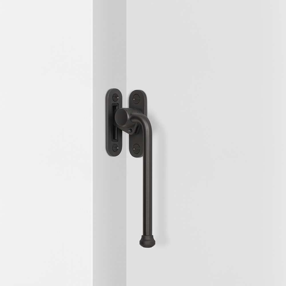 Southbank Lockable Casement Window Handle With Plate Right - Bronze