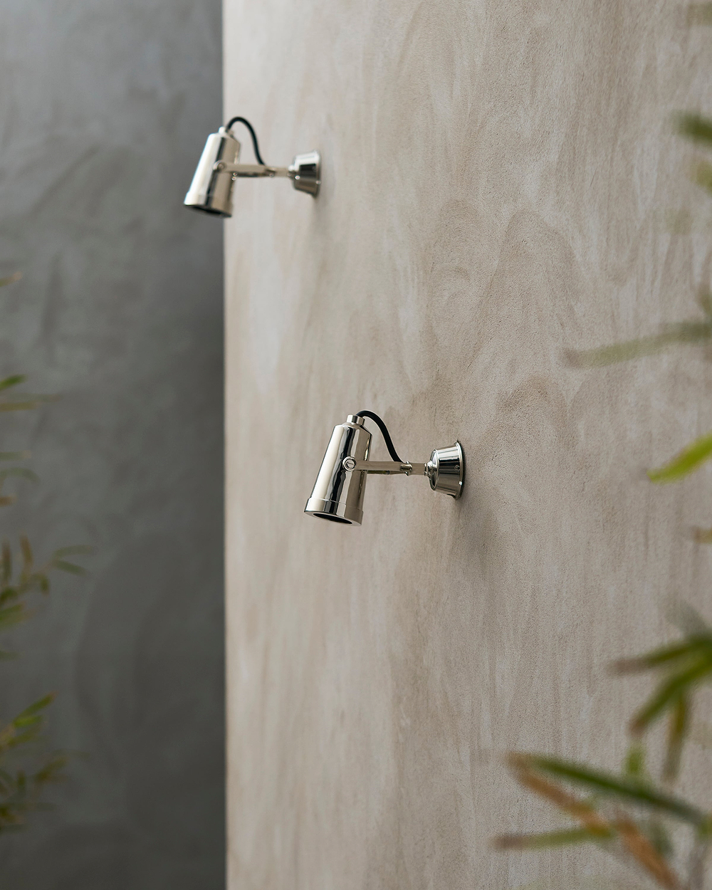 Cambridge Wall Spotlight 24V – Polished Nickel