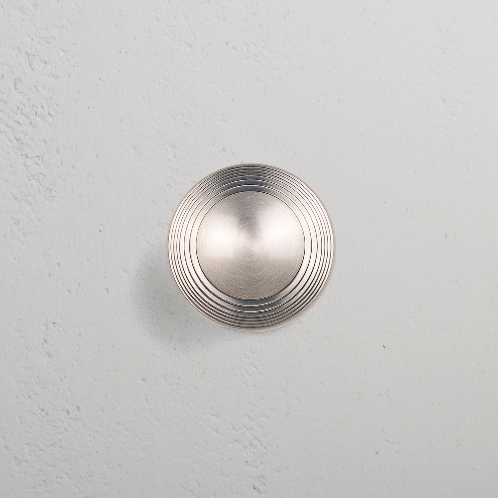 Poplar Sprung Door Knob – Satin Nickel
