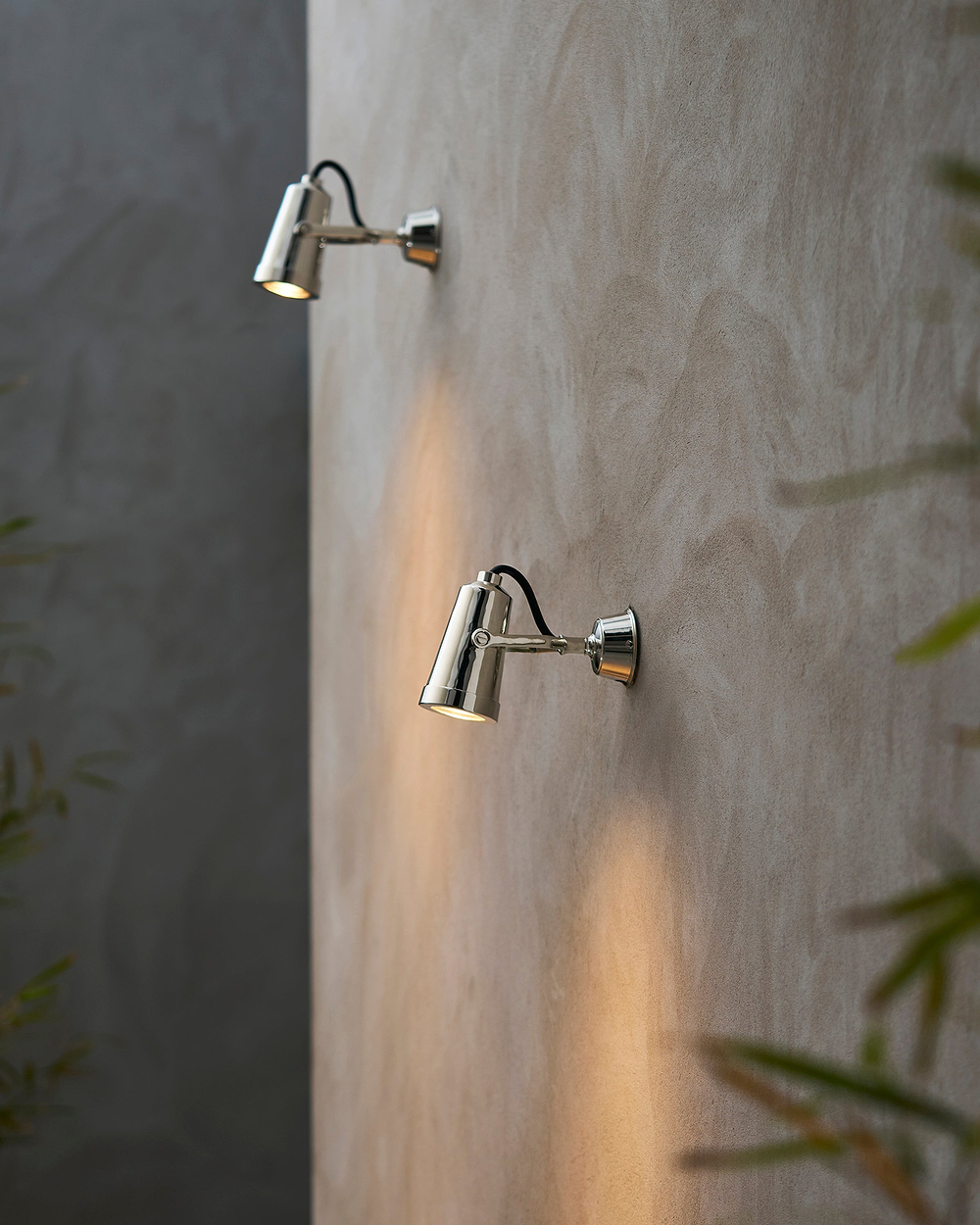 Cambridge Wall Spotlight 24V – Polished Nickel