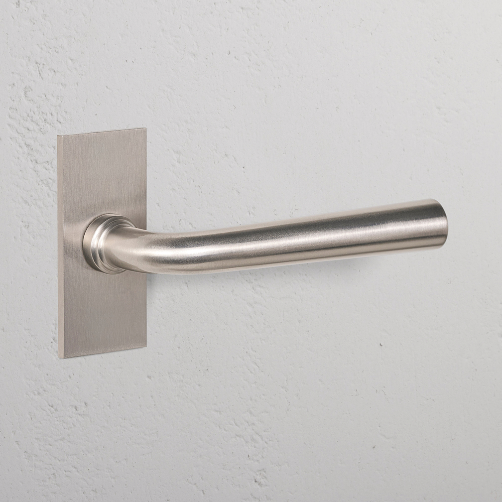 Apsley Short Plate Fixed Door Handle – Satin Nickel