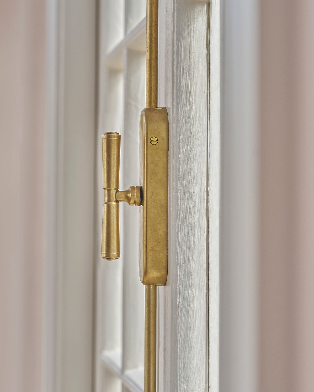 Digby Espagnolette Bolt Lock – Antique Brass