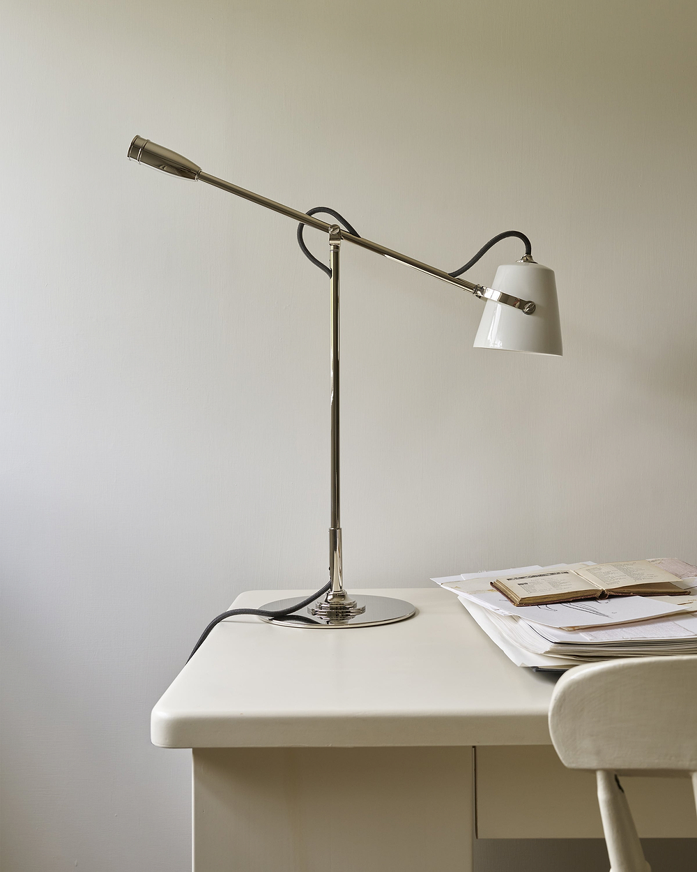 Richmond Lampe de Bureau Porcelaine Fine – Nickel poli