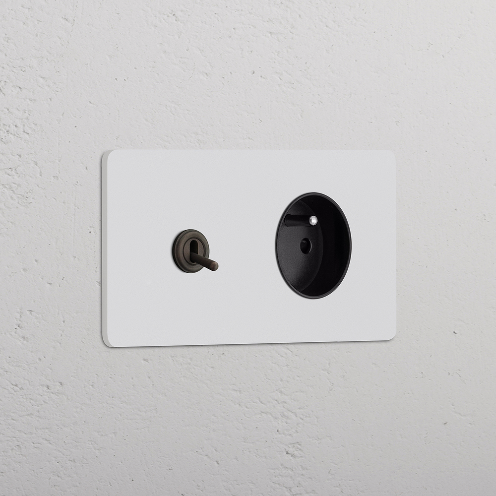 Grove Interruptor de alavanca & tomada francesa/belga Tipo E duplo – Bronze Pintável | Preto